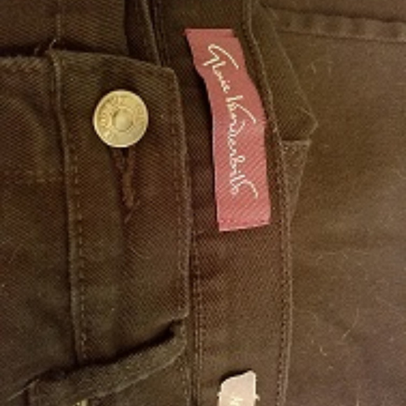 Gloria Vanderbilt Amanda Classic Tapered Jeans - Picture 4 of 6